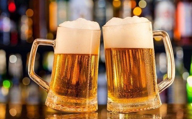 Uống bia có lợi ích và tác hại gì?